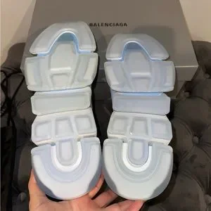 Balenciaga | Shoes | I Dont Need Them My Son Has Gave Them  display picture 3